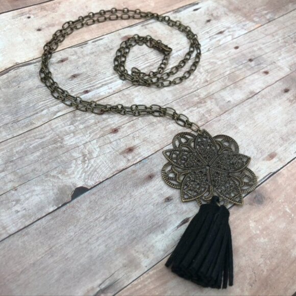 Black Vegan Suede Tassel Necklace - Picture 1 of 1